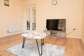 Spacious 3 bedroom house with en-suite Ashford!